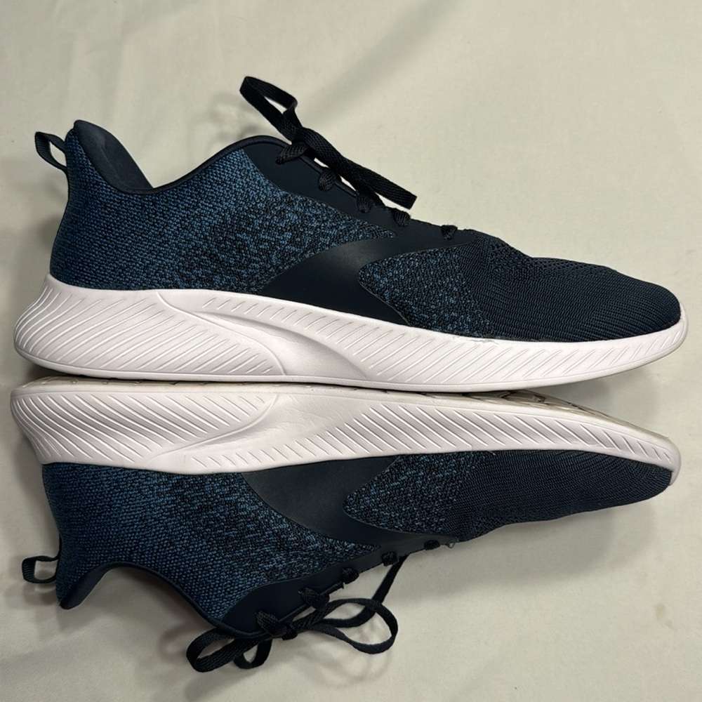 Mens Like New Athletic Works Athletic Sneakers. Size 13 - Picture 1 of 8